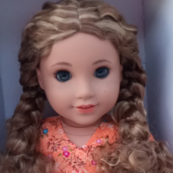 American Girl World By Us Evette Doll And Accessories - Picture 2 of 16
